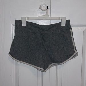 DANSKIN NOW gray shorts